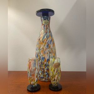 Beautiful Nouveau Handcrafted Confetti Decanter & Stopper With 2 Shot Glasses